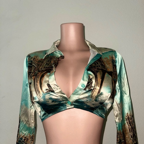 Crop top blouse - Picture 1 of 2